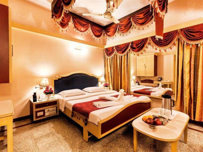 ศรี บารานี โฮเต็ล Hotel ติรุนเนเวลี ภายนอก รูปภาพ