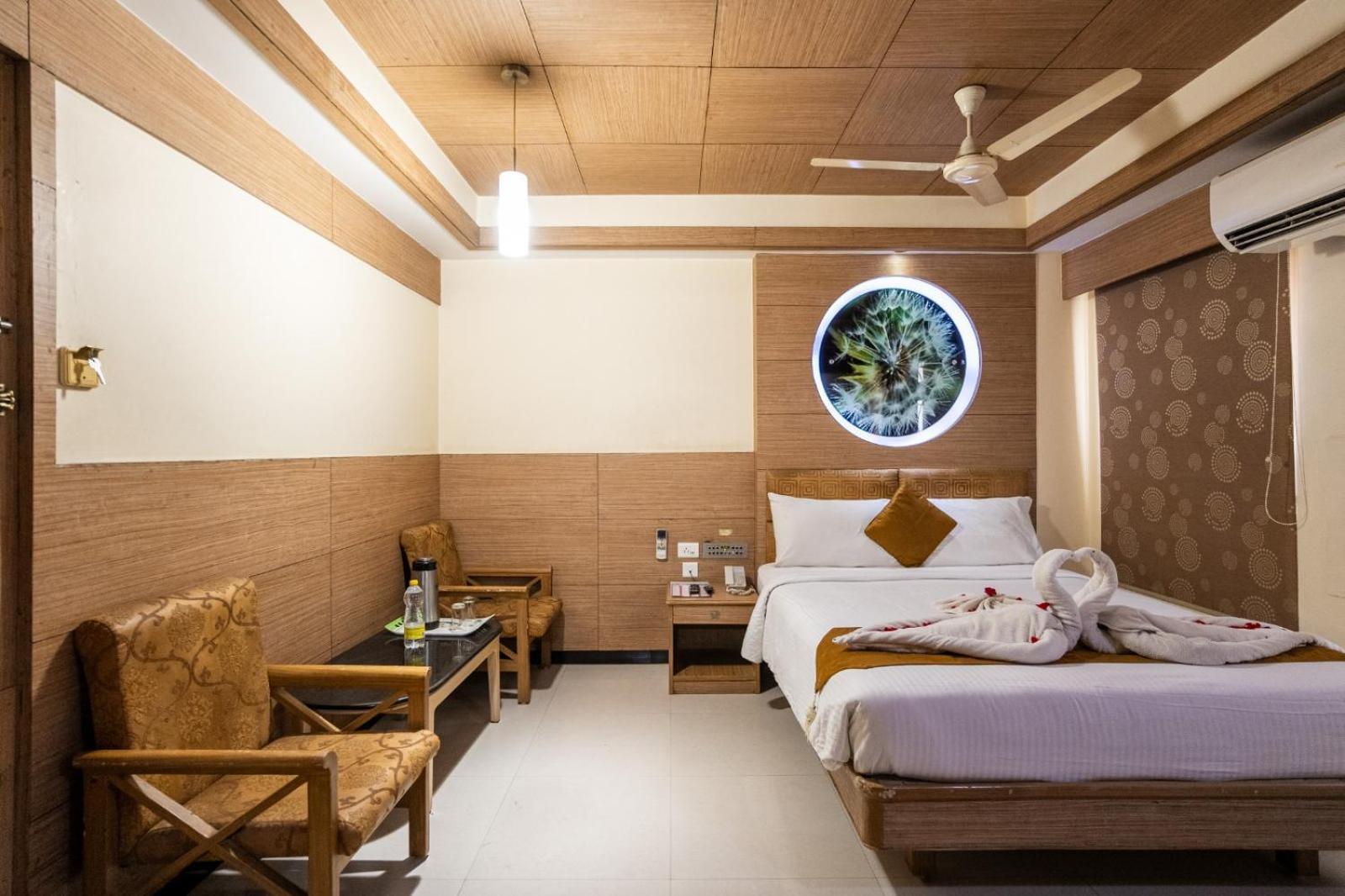 ศรี บารานี โฮเต็ล Hotel ติรุนเนเวลี ภายนอก รูปภาพ