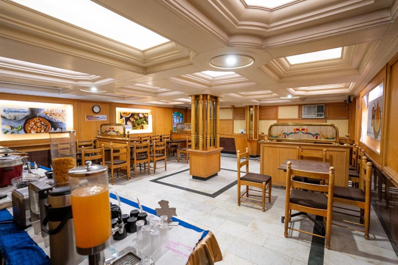 ศรี บารานี โฮเต็ล Hotel ติรุนเนเวลี ภายนอก รูปภาพ