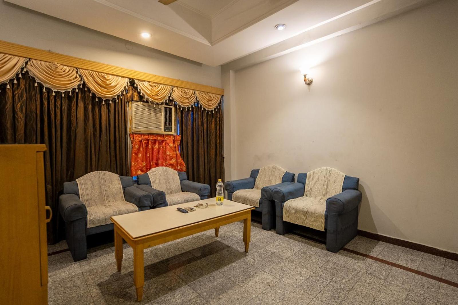 ศรี บารานี โฮเต็ล Hotel ติรุนเนเวลี ภายนอก รูปภาพ
